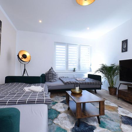 Apartment - Lilo Monteur - Ferienwohnung Лукенвалде Екстериор снимка