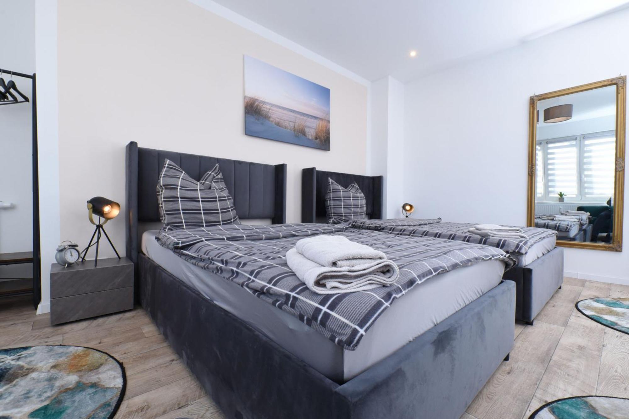 Apartment - Lilo Monteur - Ferienwohnung Лукенвалде Екстериор снимка
